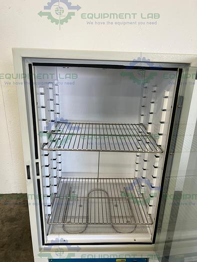 Used Blue M / Lindberg Unknown Model Oven 5.6 Cu. Ft. 120V