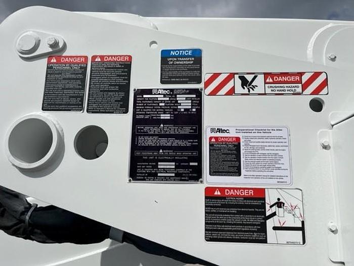 Used Altec AT40-MH, 45 ft, Articulating & Telescopic Material Handling Bucket Boom on 2016 Ford F550 Reg Cab Utility Truck - C34696