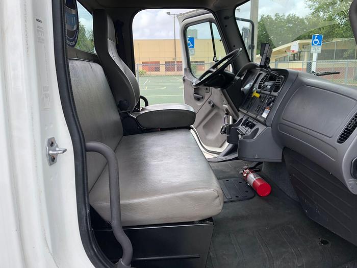 Used 2017 Freightliner M2 106 Elliott G85R Sign Crane - MW3504
