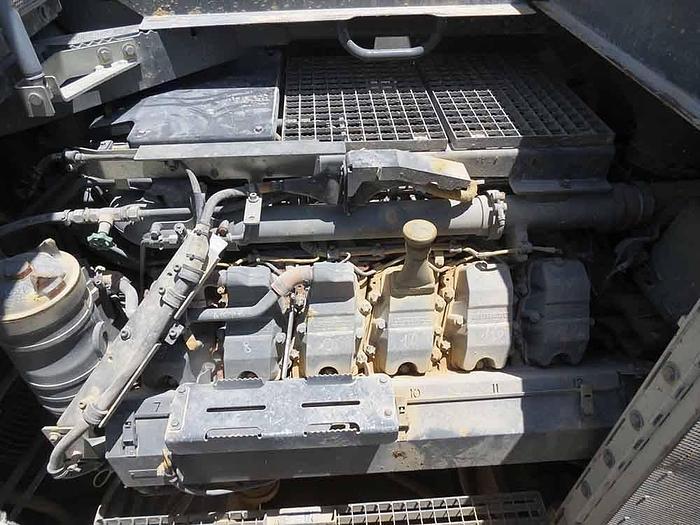 Used 2017 LIEBHERR R9150