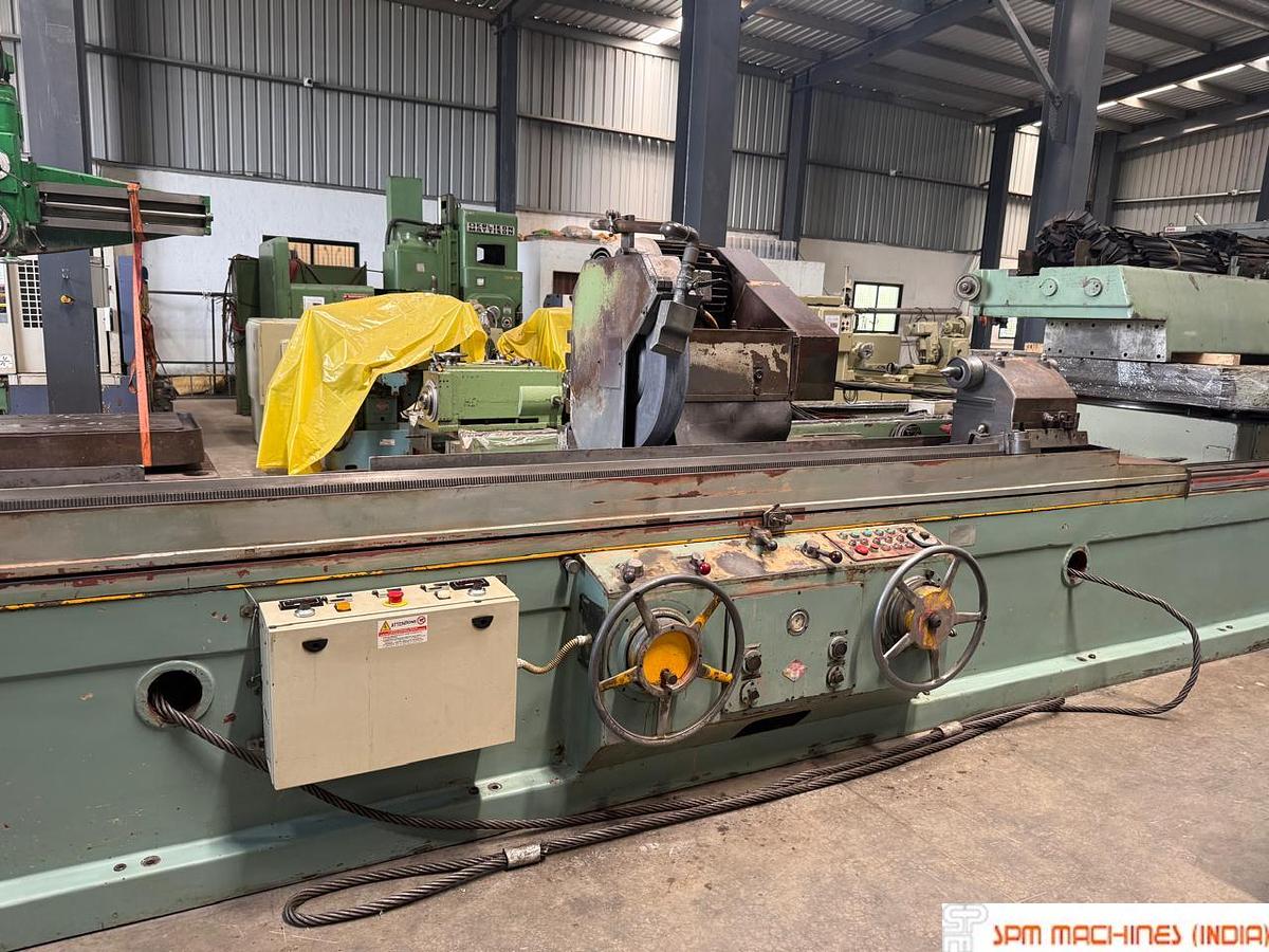 Used Zooca RU5000 x 6 Cylindrical Grinder, Diameter : 600mm x 5000mm Between Center With Lots of Steady Rest