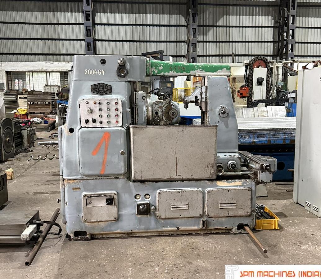 Used Cugir Romanian FD320 Gear Hobbing Machine Diameter : 320mm x 6 Module With Change Gears and Arbors
