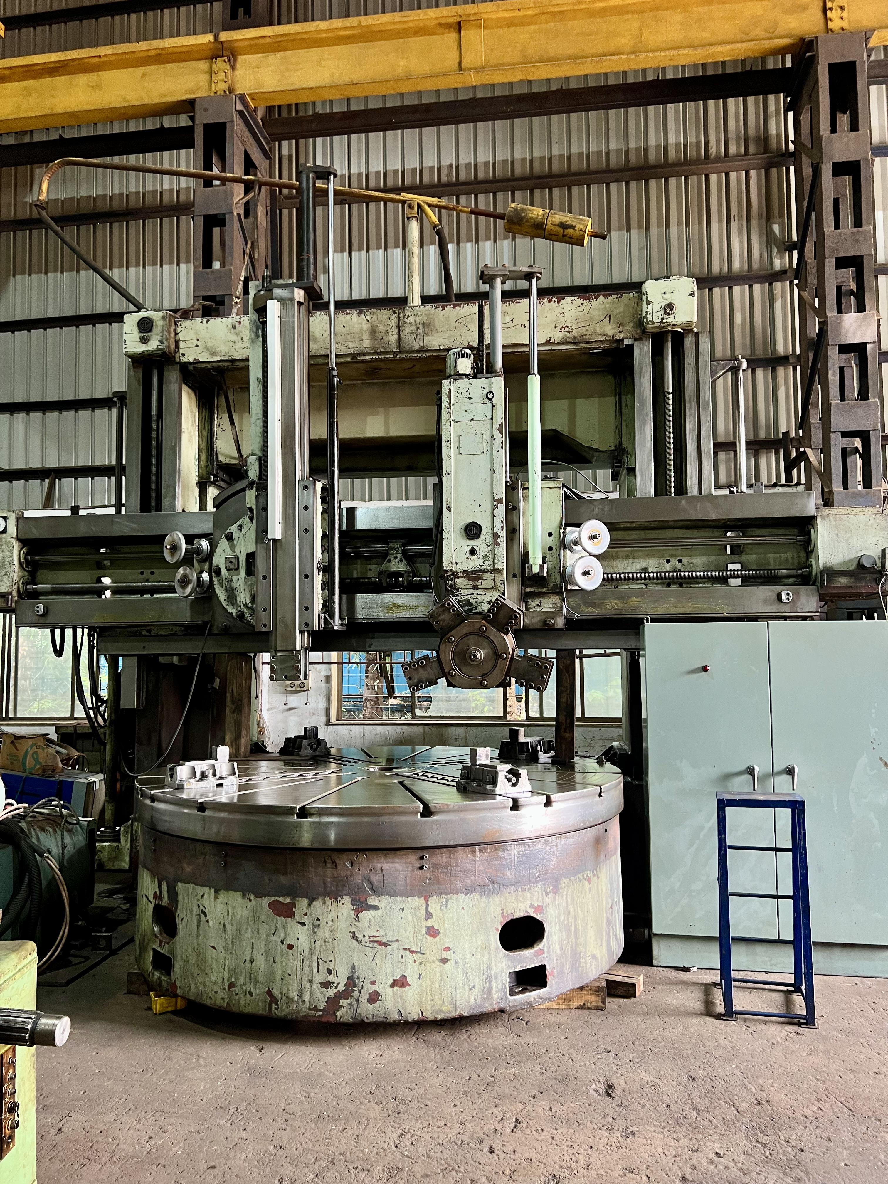 Used Stanko - Russian 1L532 Double Column VTL Chuck : 2800mm, Swing : 3200mm, Height : 1650mm