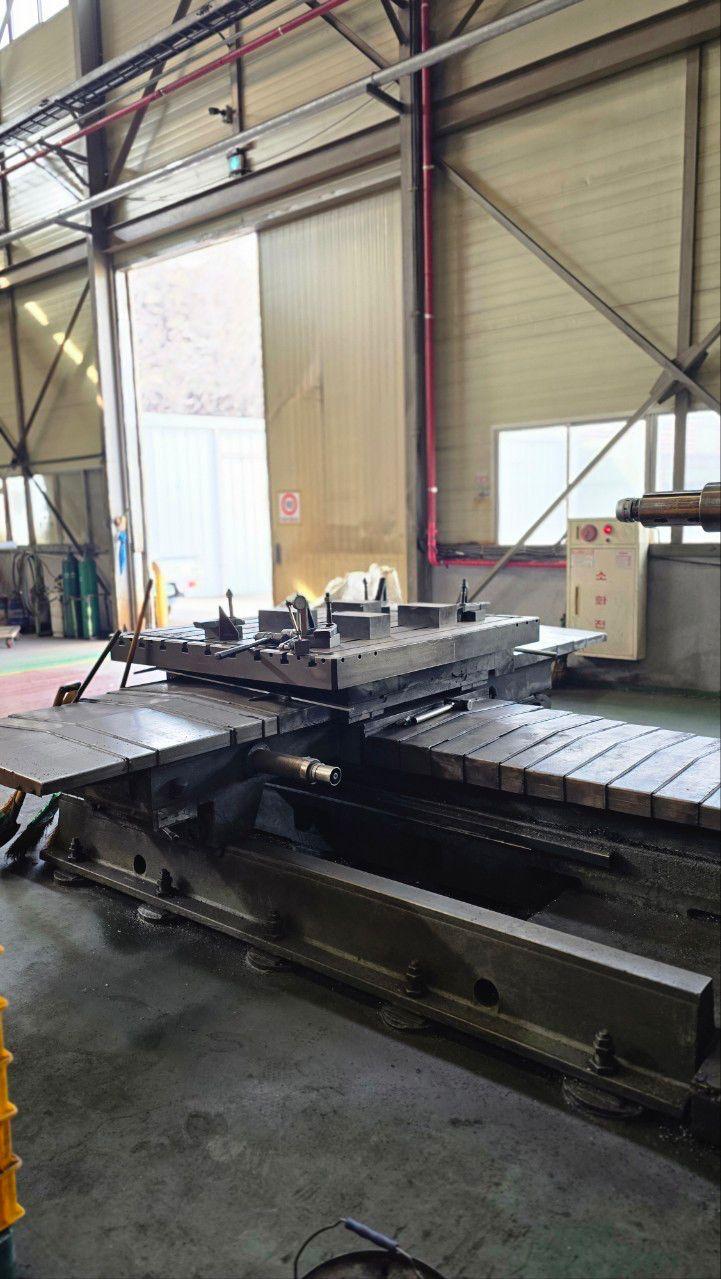 Used Daewoo D130S H Boring, Spindle : 130mm, Cross : 2000mm, Height : 1500mm, Year : 1995