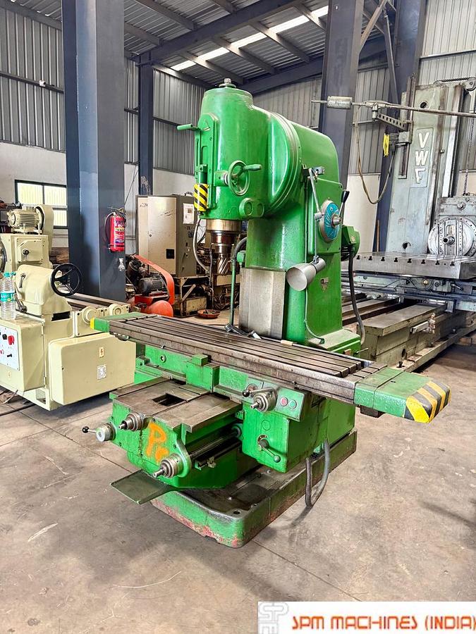 Used TOS FA4AV Vertical Milling Machine Table : 1600 x 350mm