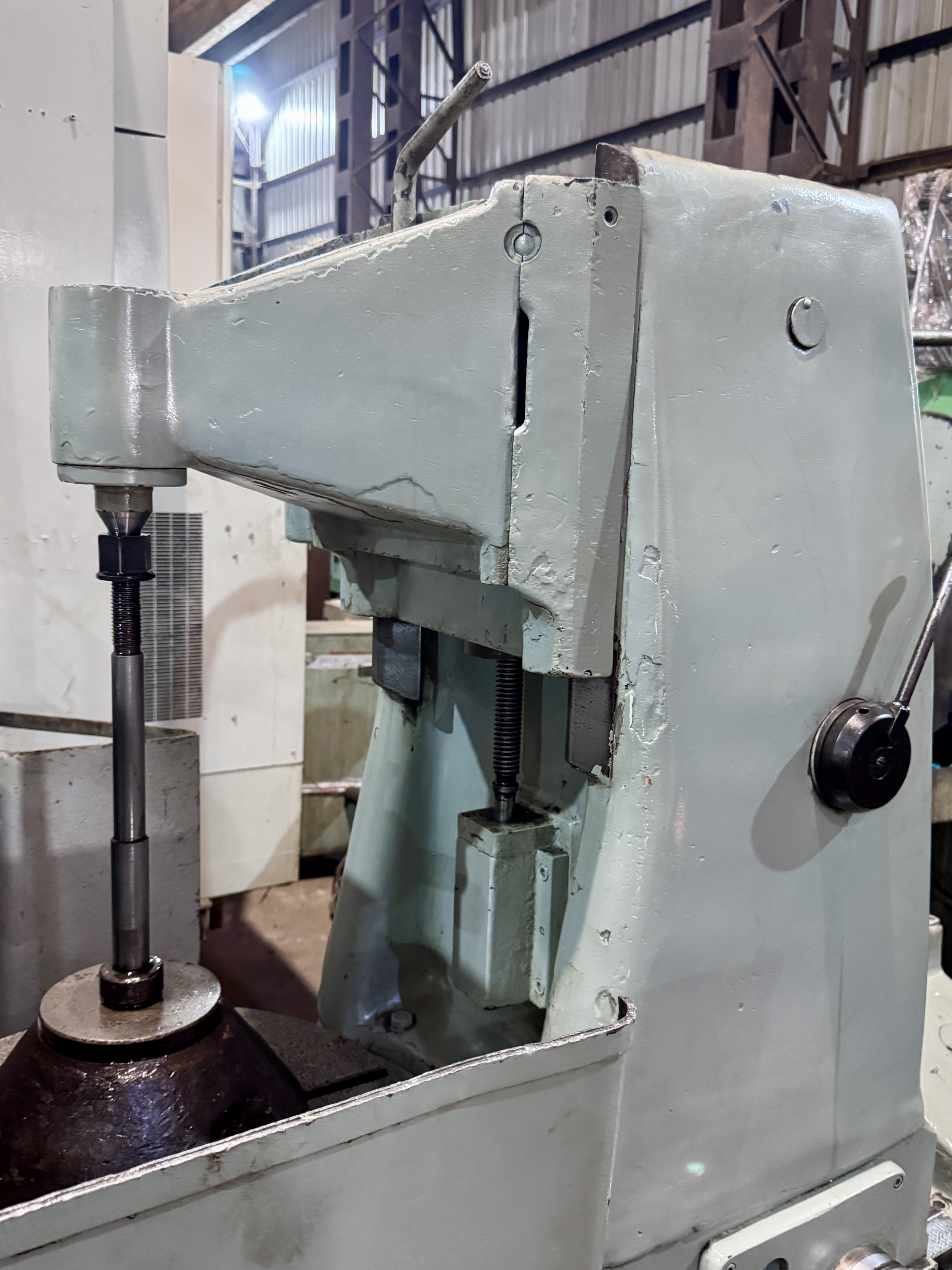 Used Cugir FD 500 Gear Hobbing Diameter : 500mm x 8 Module