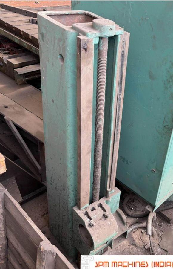 Used TOS W100 H Boring Machine, Spindle : 100mm, Cross : 1600mm, Height : 1250mm