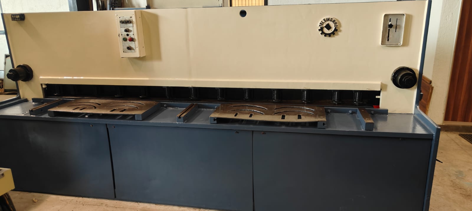 Used Jelsingrad MG 3100/6.35 Hydraulic Shearing Machine