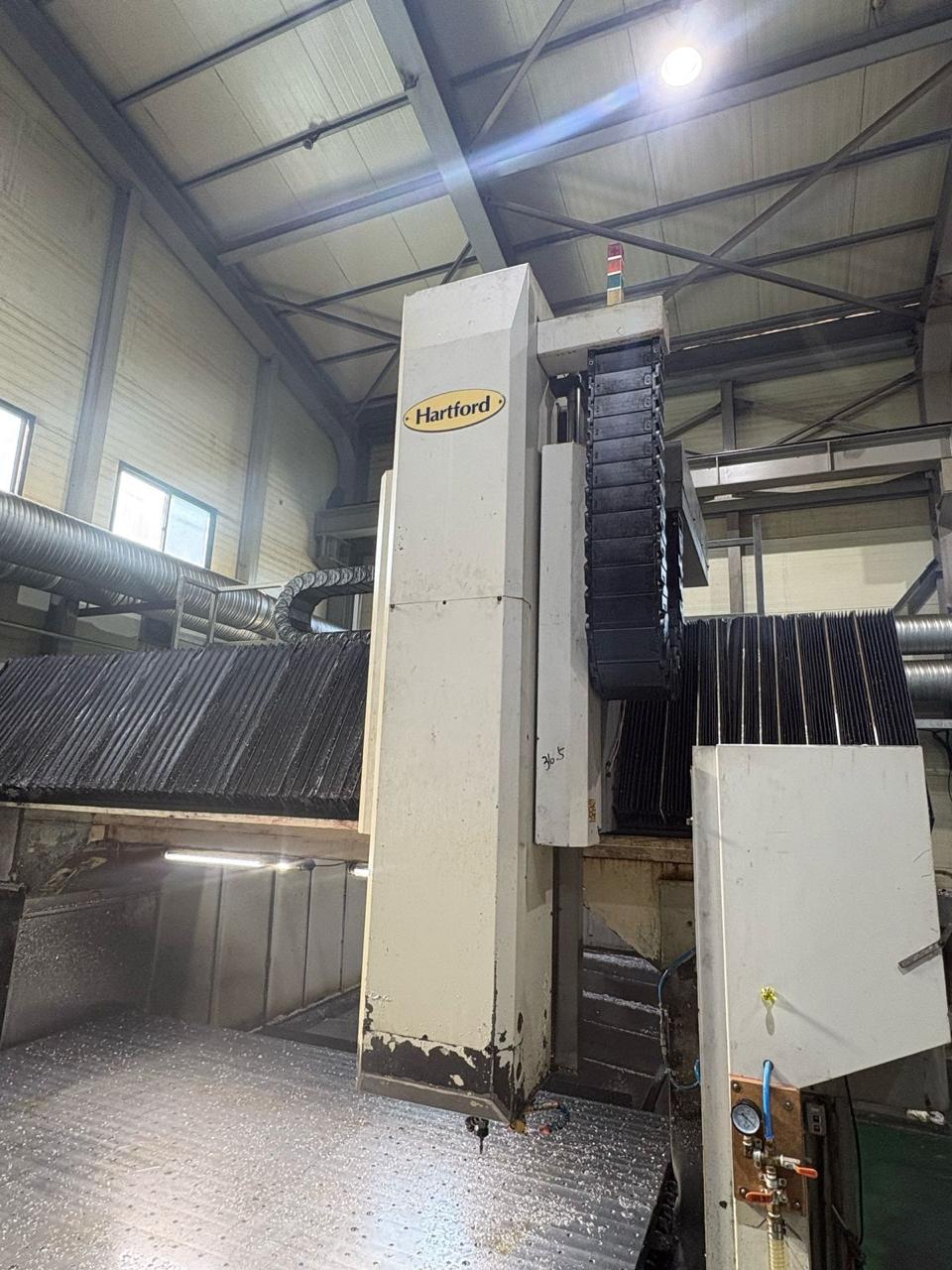 Used Hartford PRW 5340 Double Column VMC - 5200 x 3500mm, Fanuc 18iMB, With Milling Head, Year : 2008