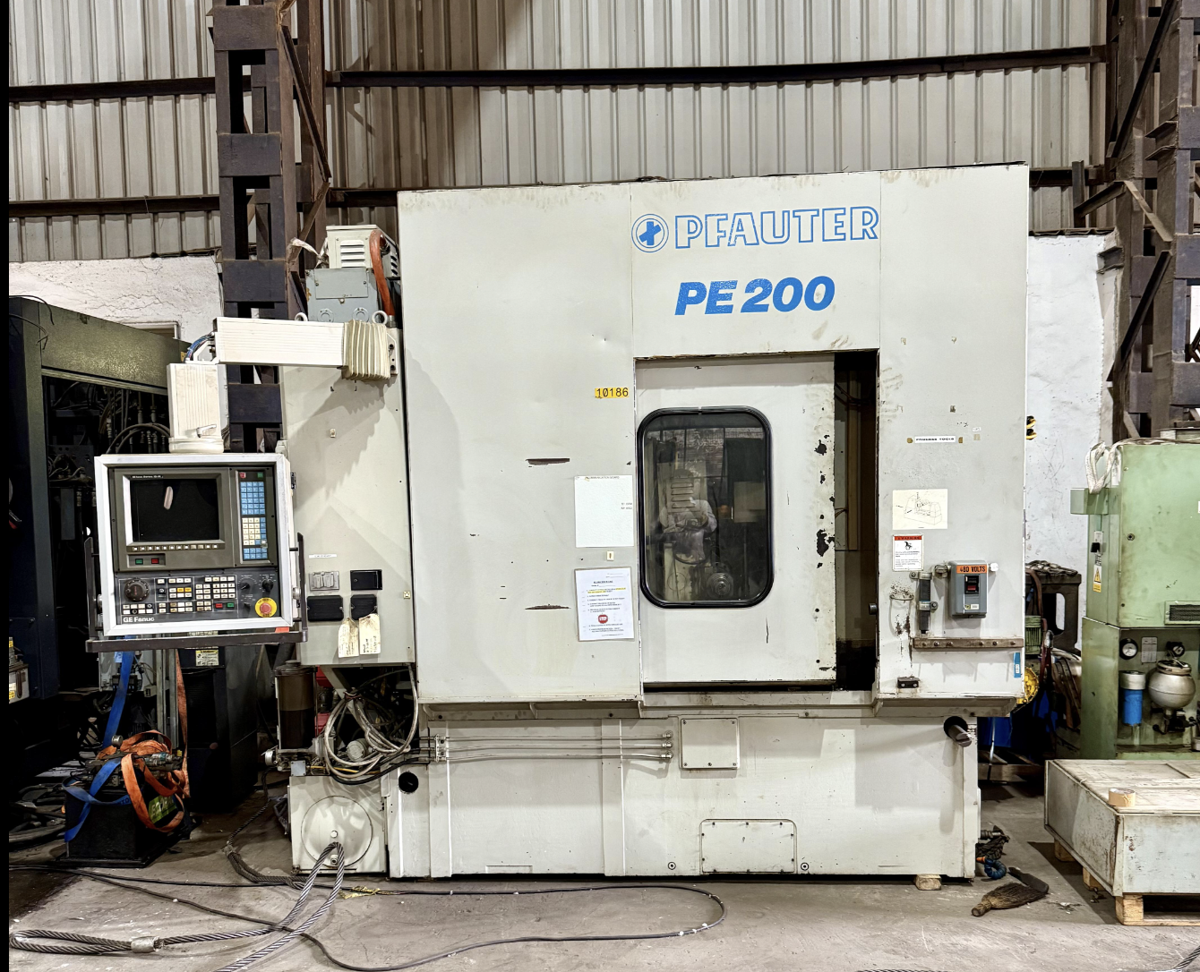 Used Gleason Pfauter PE200 CNC Gear Hobbing, 6 Axis, Diameter:200mm Year : 1995, Fanuc 15M Controller