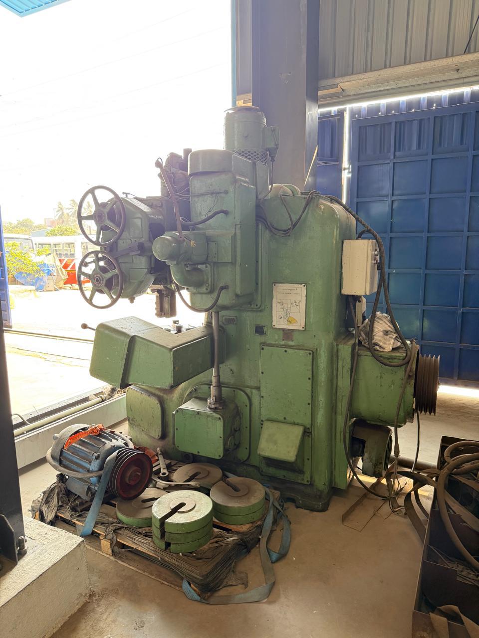 Used Webster Bennet 36" VTL Chuck : 900mm, Swing : 1100mm