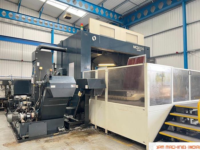 Used Makino MCD 2016 Big HMC Pallet 1300 x 1300 - Year : 2004