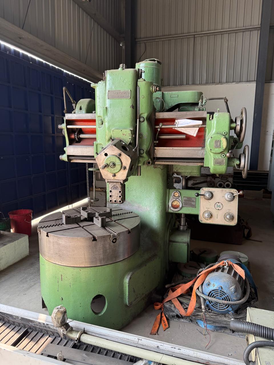 Used Webster Bennet 36" VTL Chuck : 900mm, Swing : 1100mm