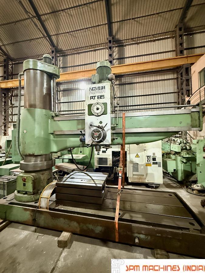 Used Novisa RT 85-2500 Radial Drill Machine