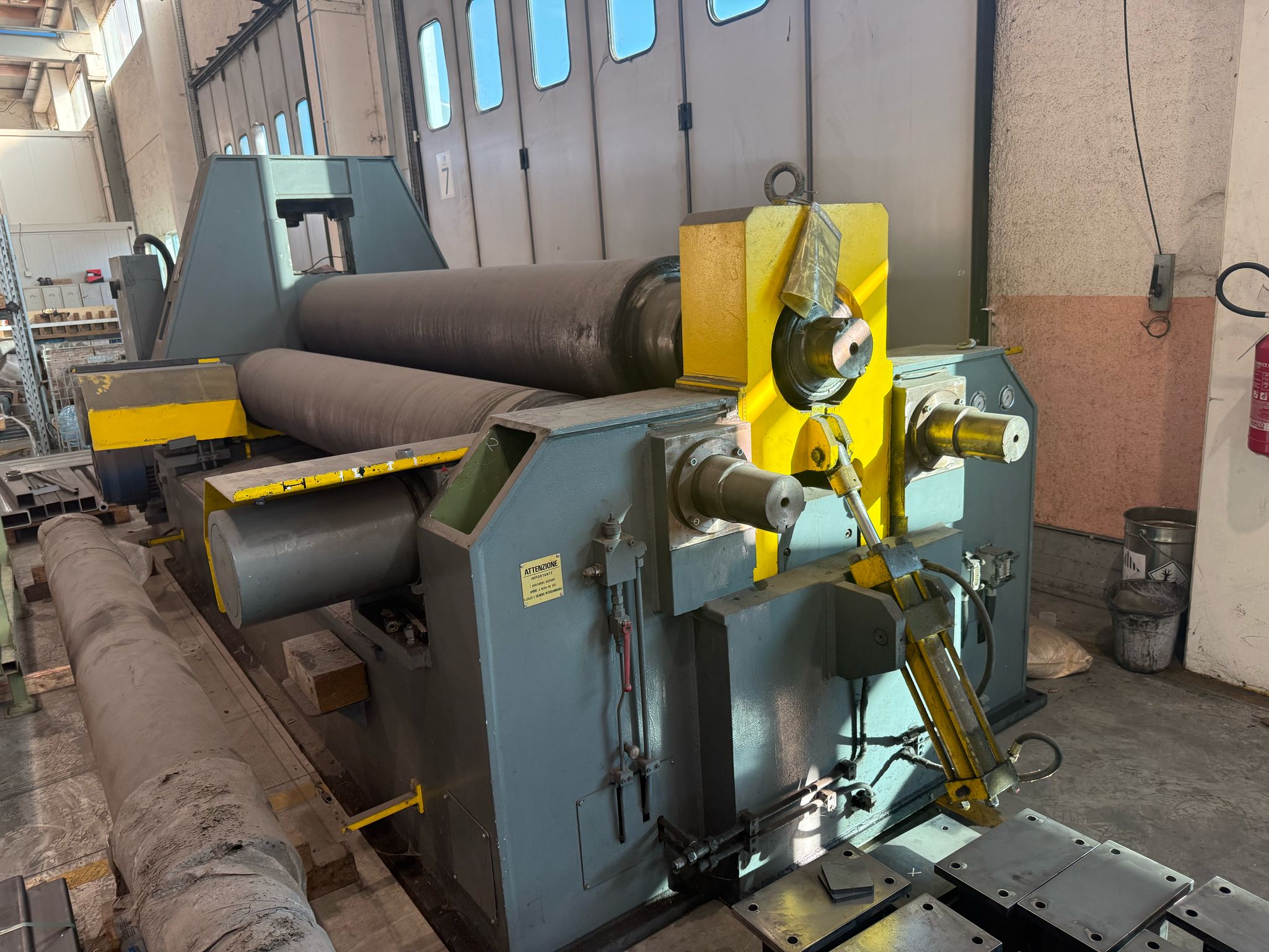 Used Sefton Plate Bending Heavy duty : 50mm x 3000mm Hydraulic Pre Pinch Year. : 1991