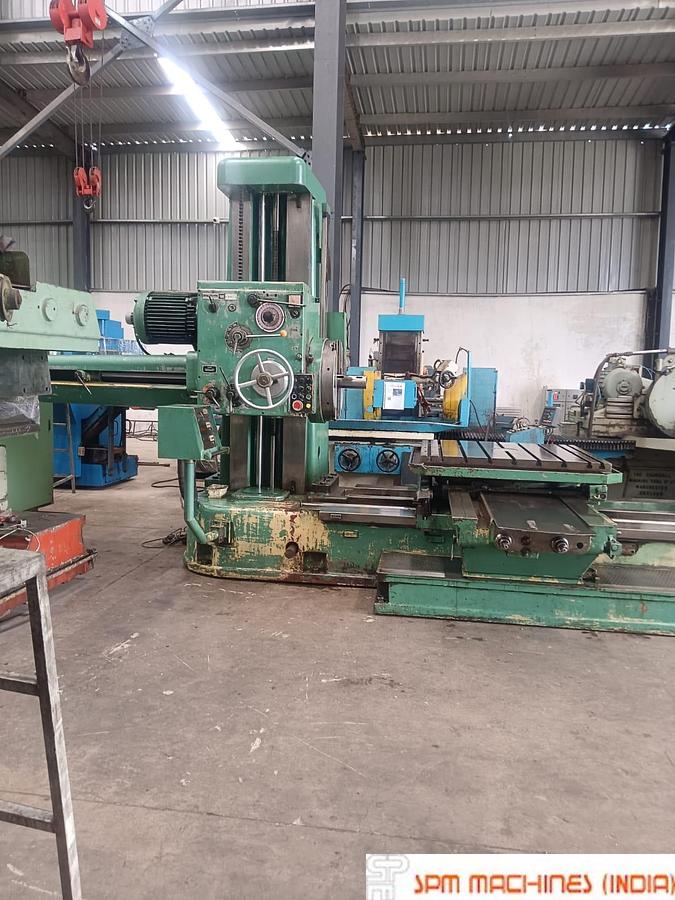 Used TOS W100 H Boring Machine, Spindle : 100mm, Cross : 1600mm, Height : 1250mm