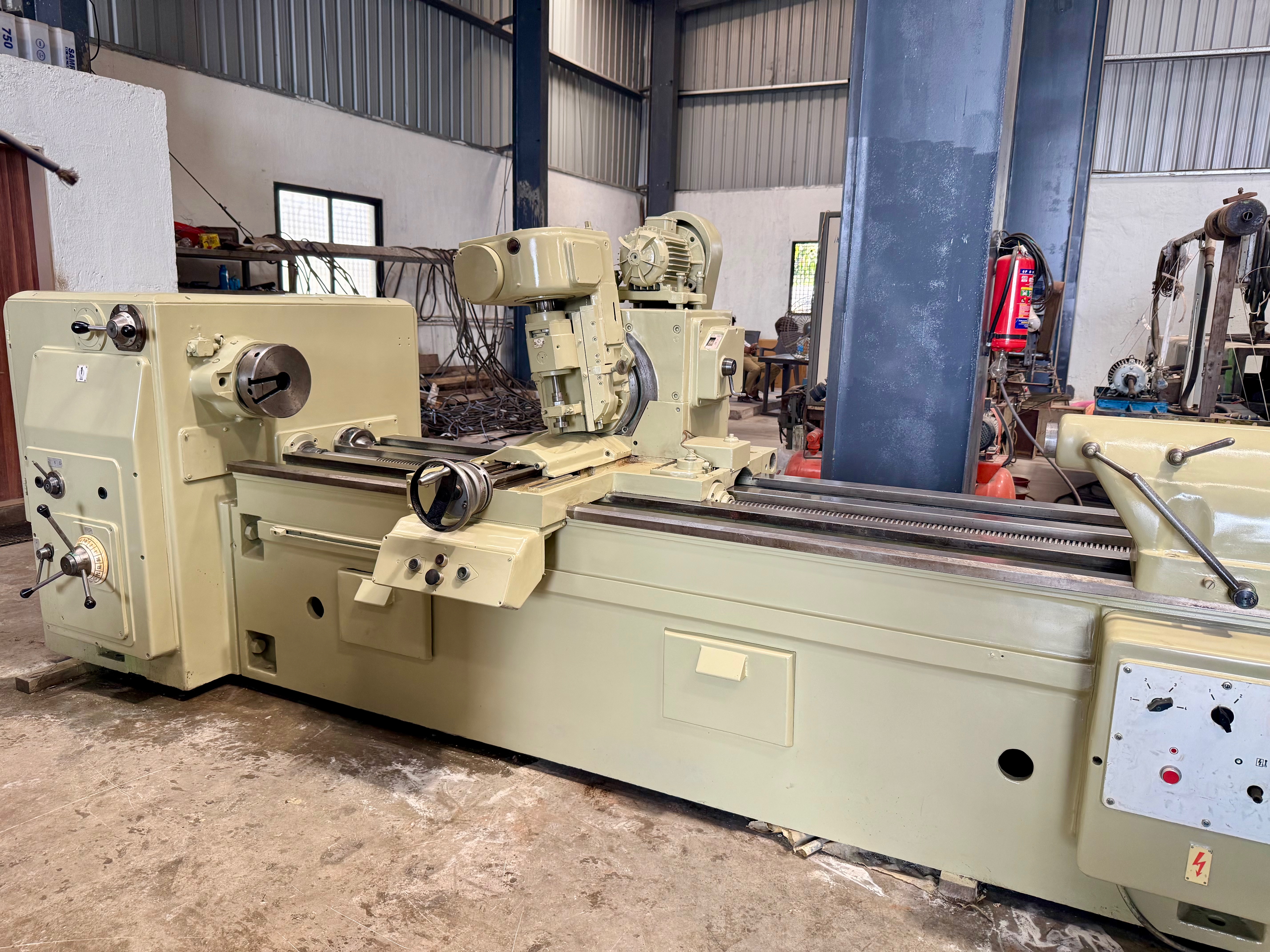 Used WMW Heckert  Thread Milling Machine 2000mm With Hobbing Head and Change Gears