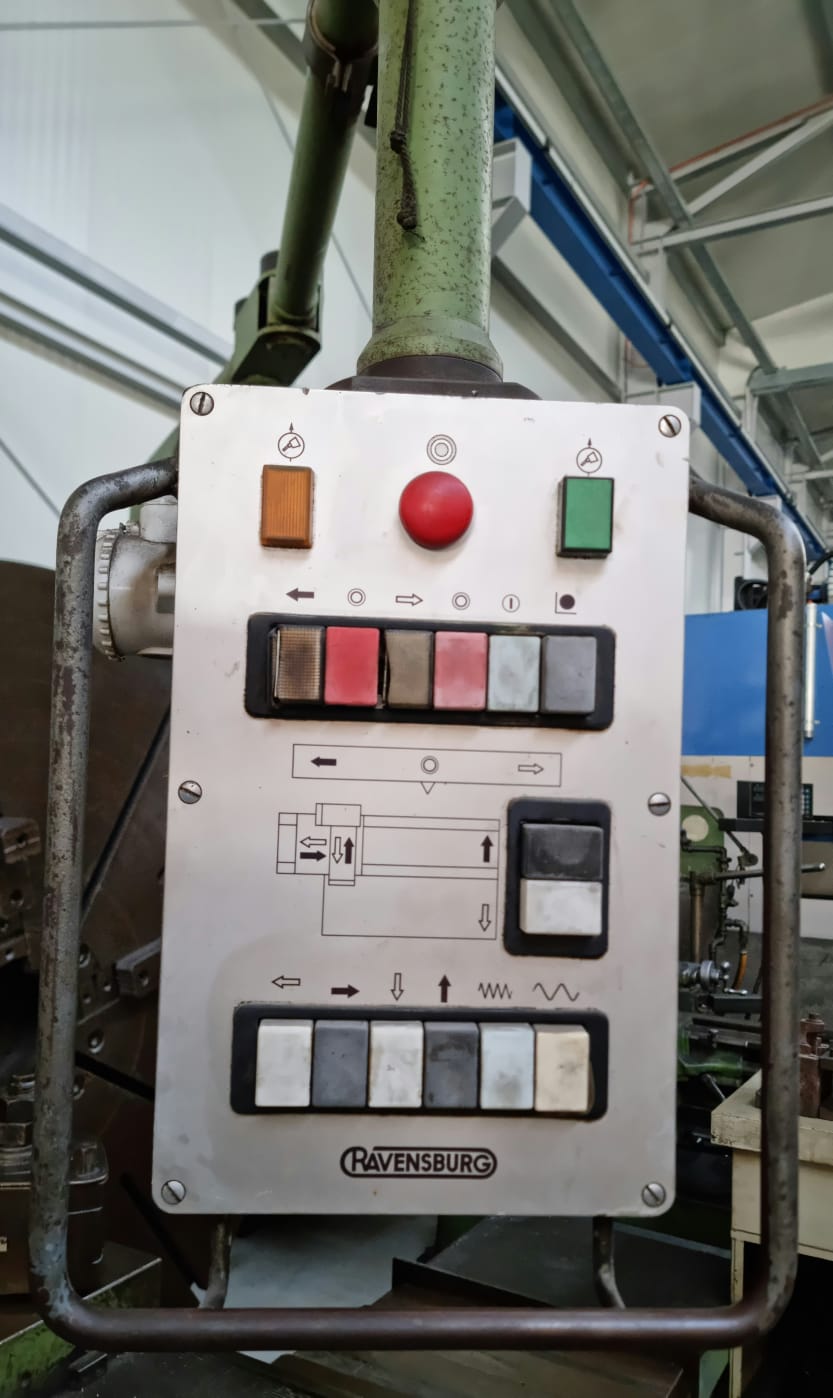 Used Ravensberg Facing Lathe Model : KB45 , Chuck : 1600mm