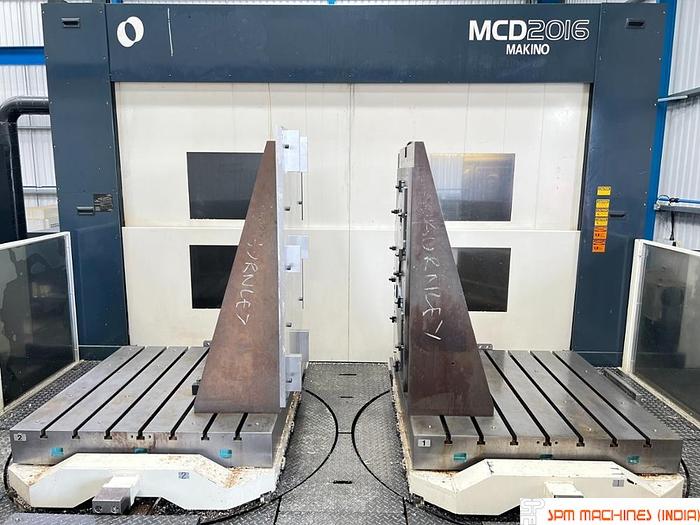 Used Makino MCD 2016 Big HMC Pallet 1300 x 1300 - Year : 2004