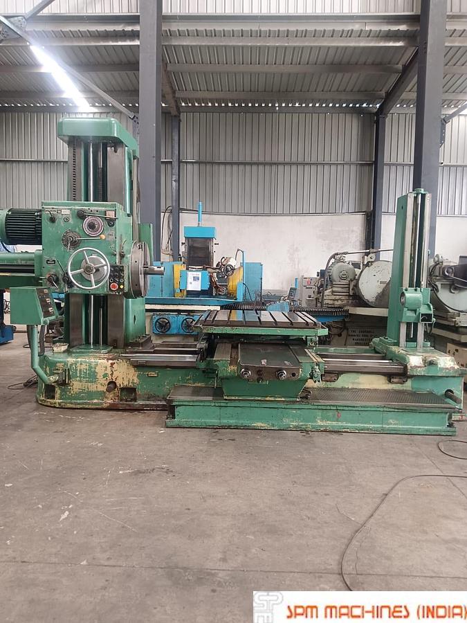 Used TOS W100 H Boring Machine, Spindle : 100mm, Cross : 1600mm, Height : 1250mm