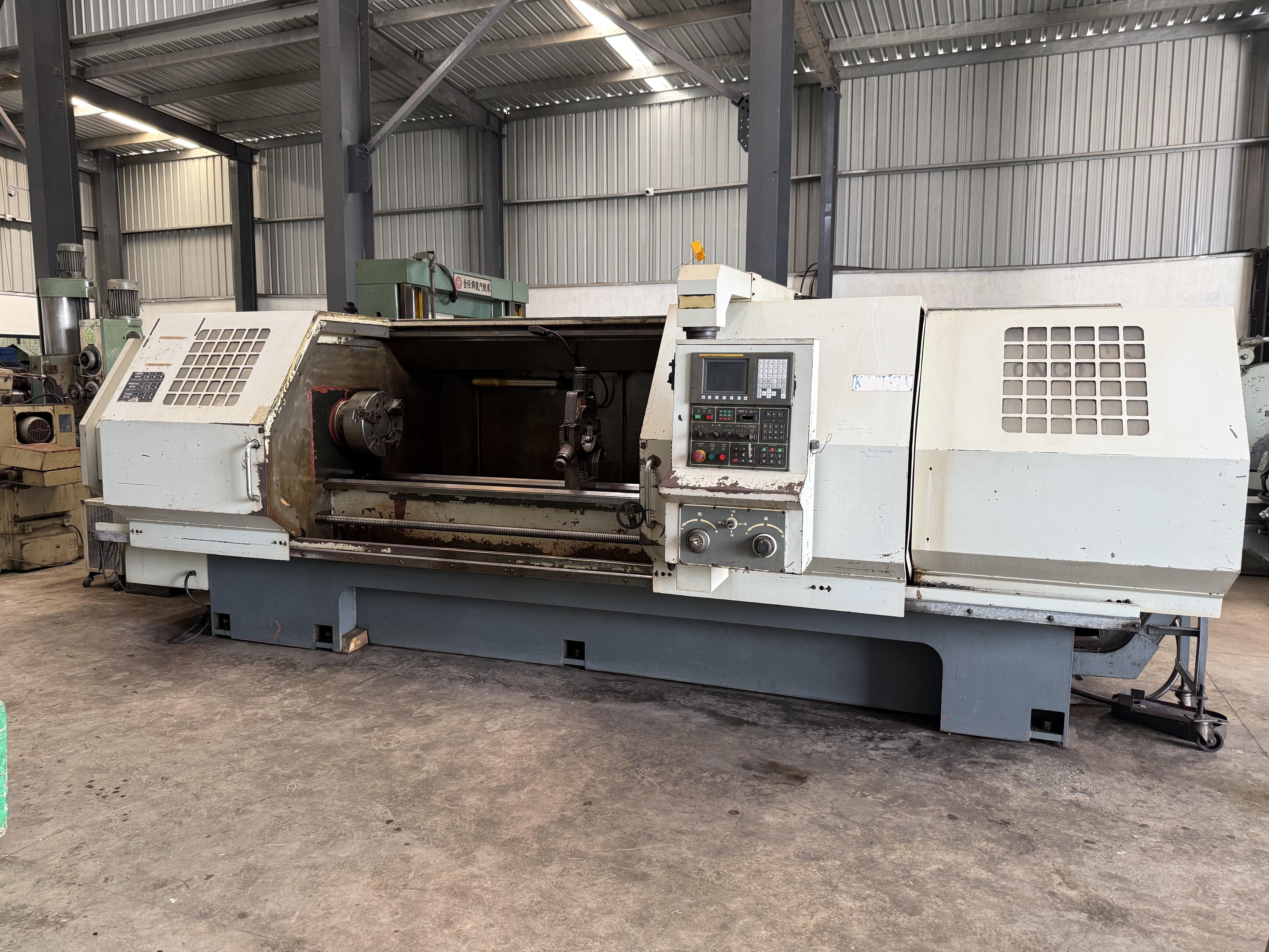 Used Kasuga DY630Cx 3000 CNC Turning Chuck : 380mm x 3000mm With Fanuc OITC, Year : 2011