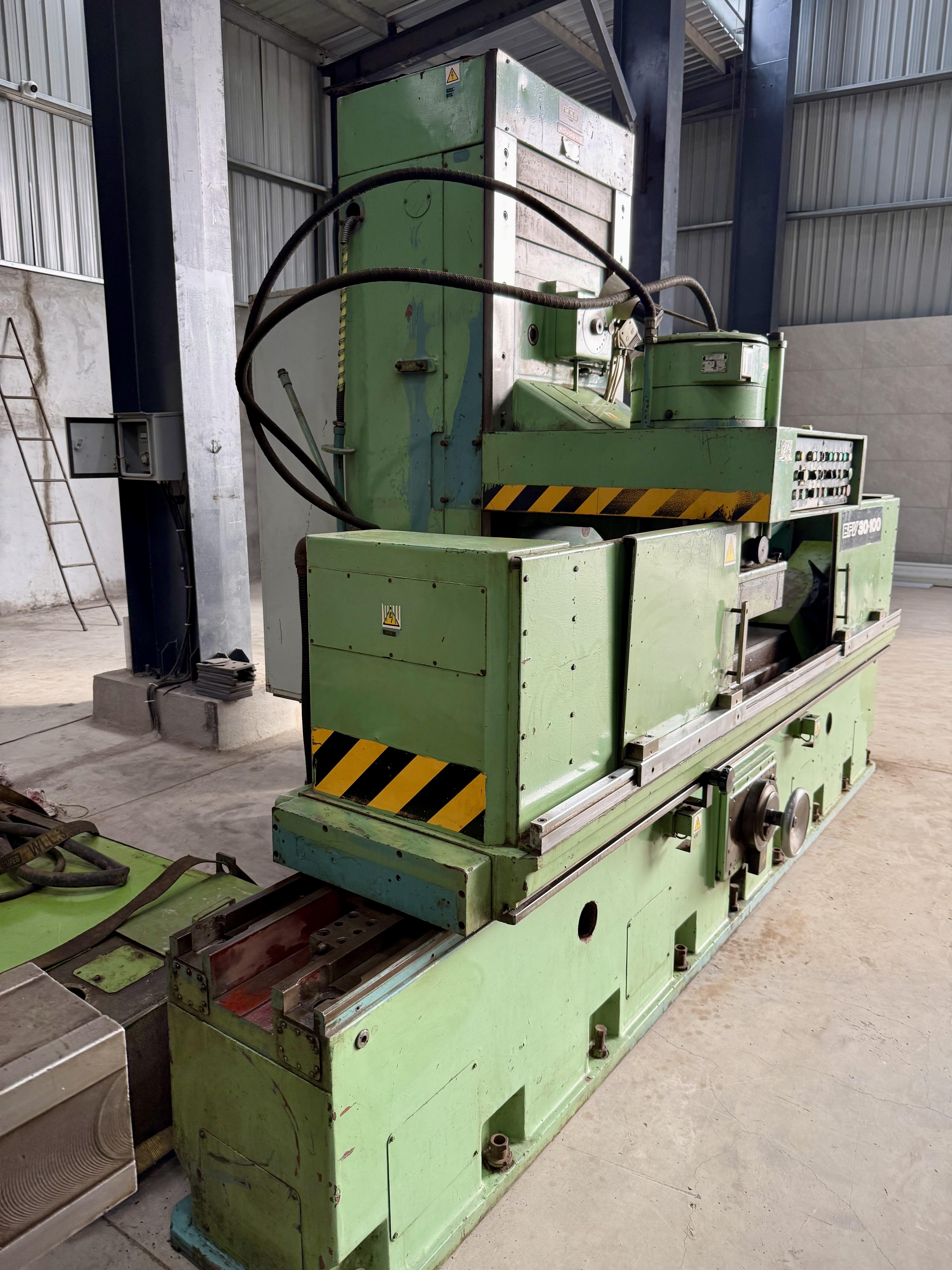 Used TOS BPV 1000 x 300 Rotary Surface Grinder - 1992