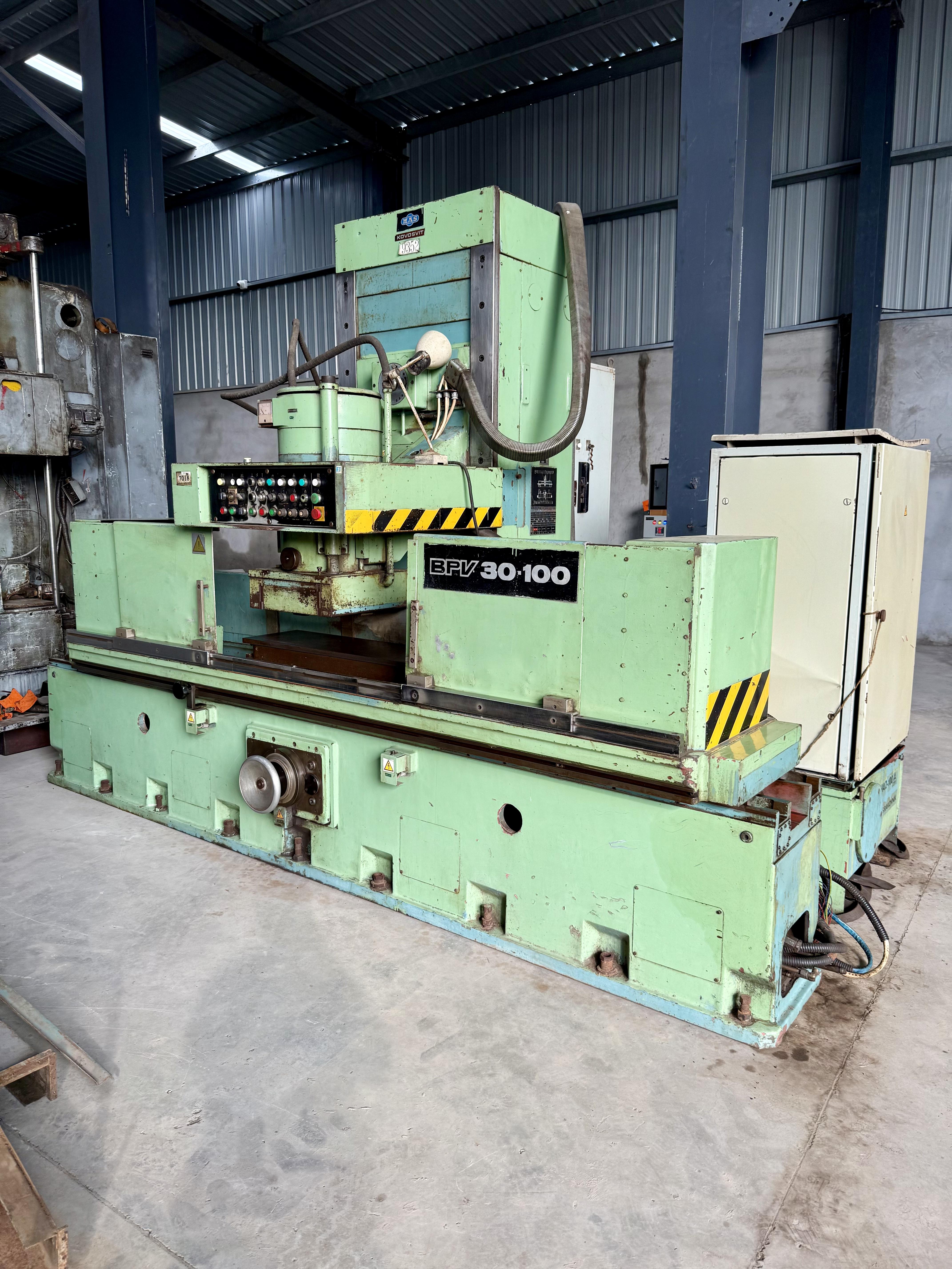 Used TOS BPV 1000 x 300 Rotary Surface Grinder - 1992