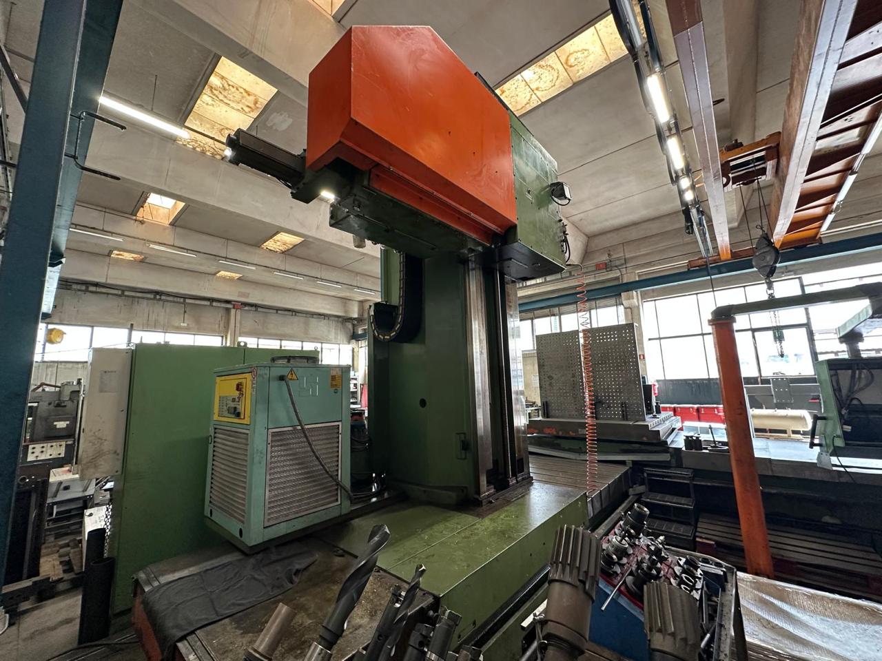 Used TOS WHN13.8A CNC H Boring Machine, Spindle : 130mm, Cross : 3500mm, Height : 2000mm (Original) Year : 2000