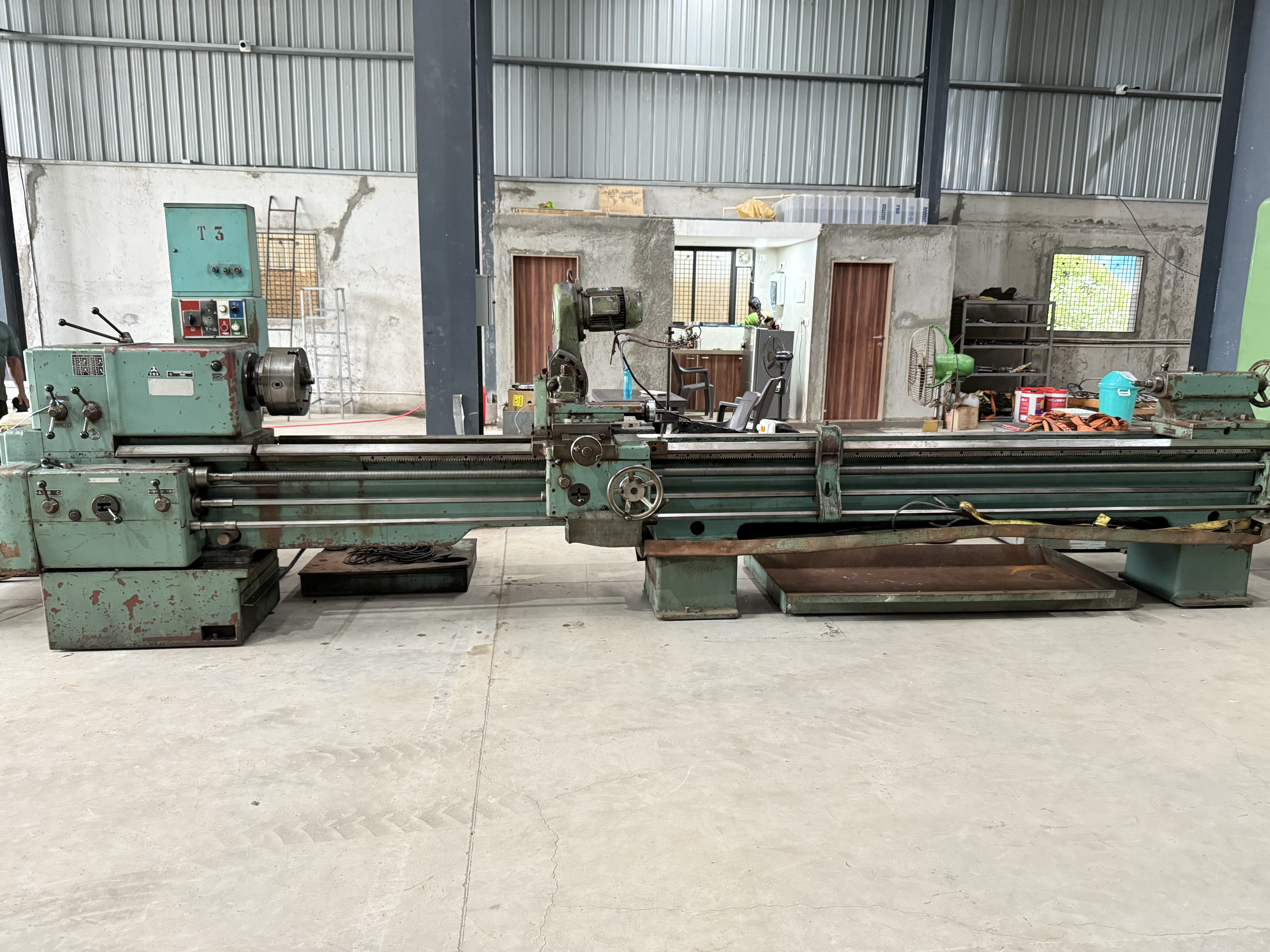 Used TOS SN55B x 4000 Lathe Machine With Whirling Attachment