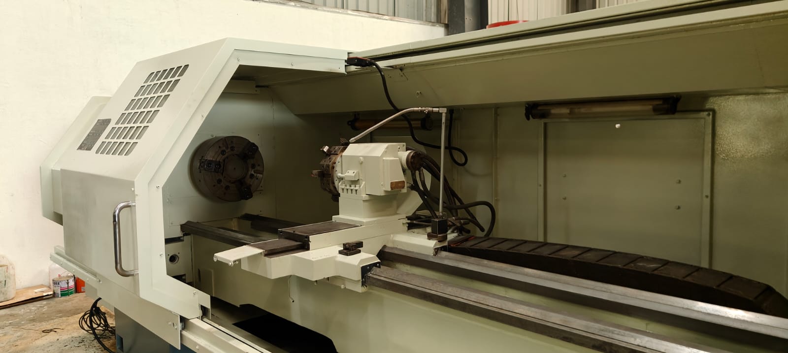 Used Kasuga DY630Cx 3000 CNC Turning Chuck : 380mm x 3000mm With Fanuc OITC, Year : 2011