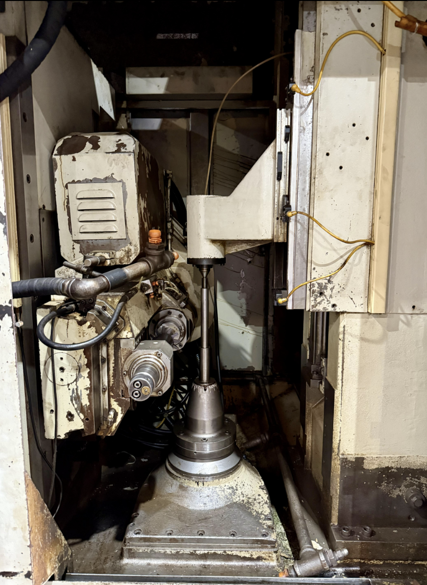 Used Gleason Pfauter PE200 CNC Gear Hobbing, 6 Axis, Diameter:200mm Year : 1995, Fanuc 15M Controller