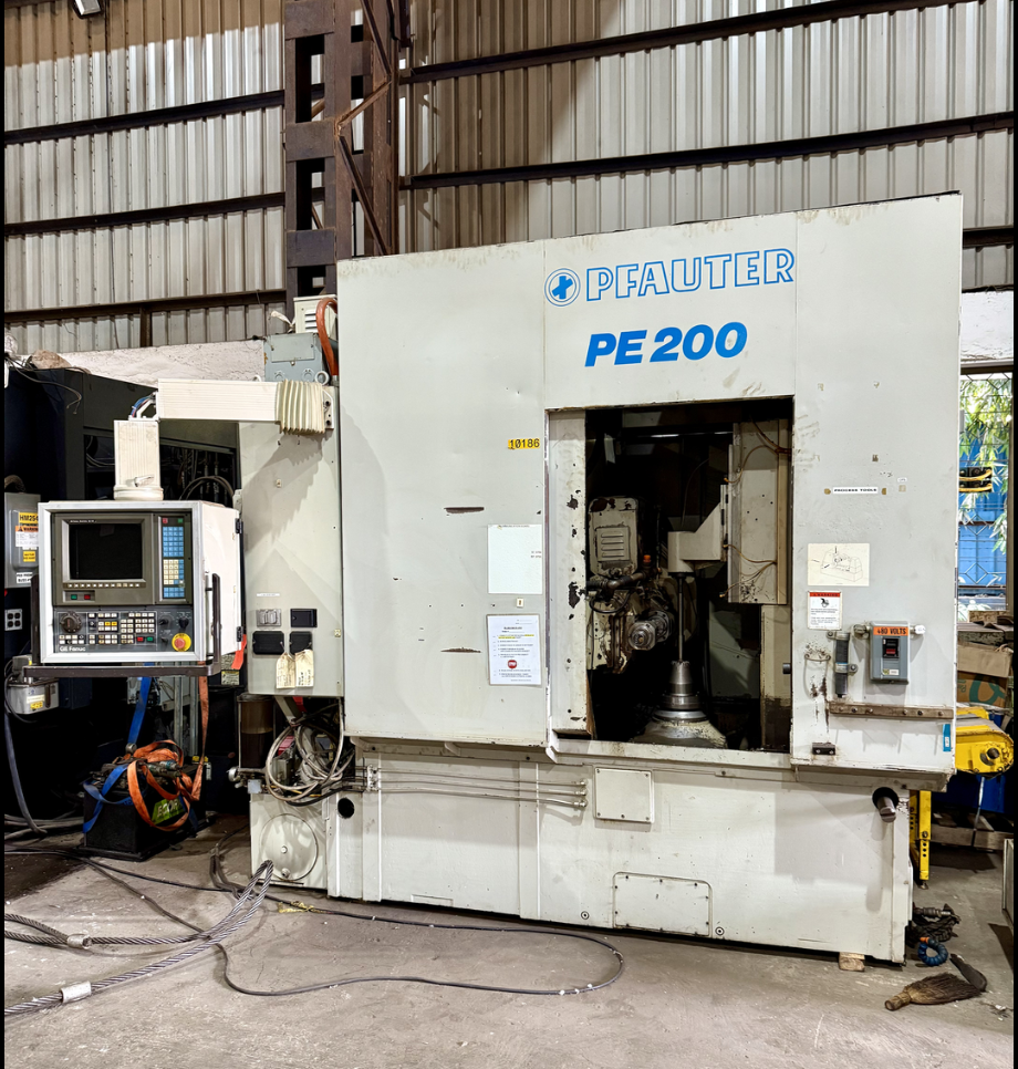 Used Gleason Pfauter PE200 CNC Gear Hobbing, 6 Axis, Diameter:200mm Year : 1995, Fanuc 15M Controller