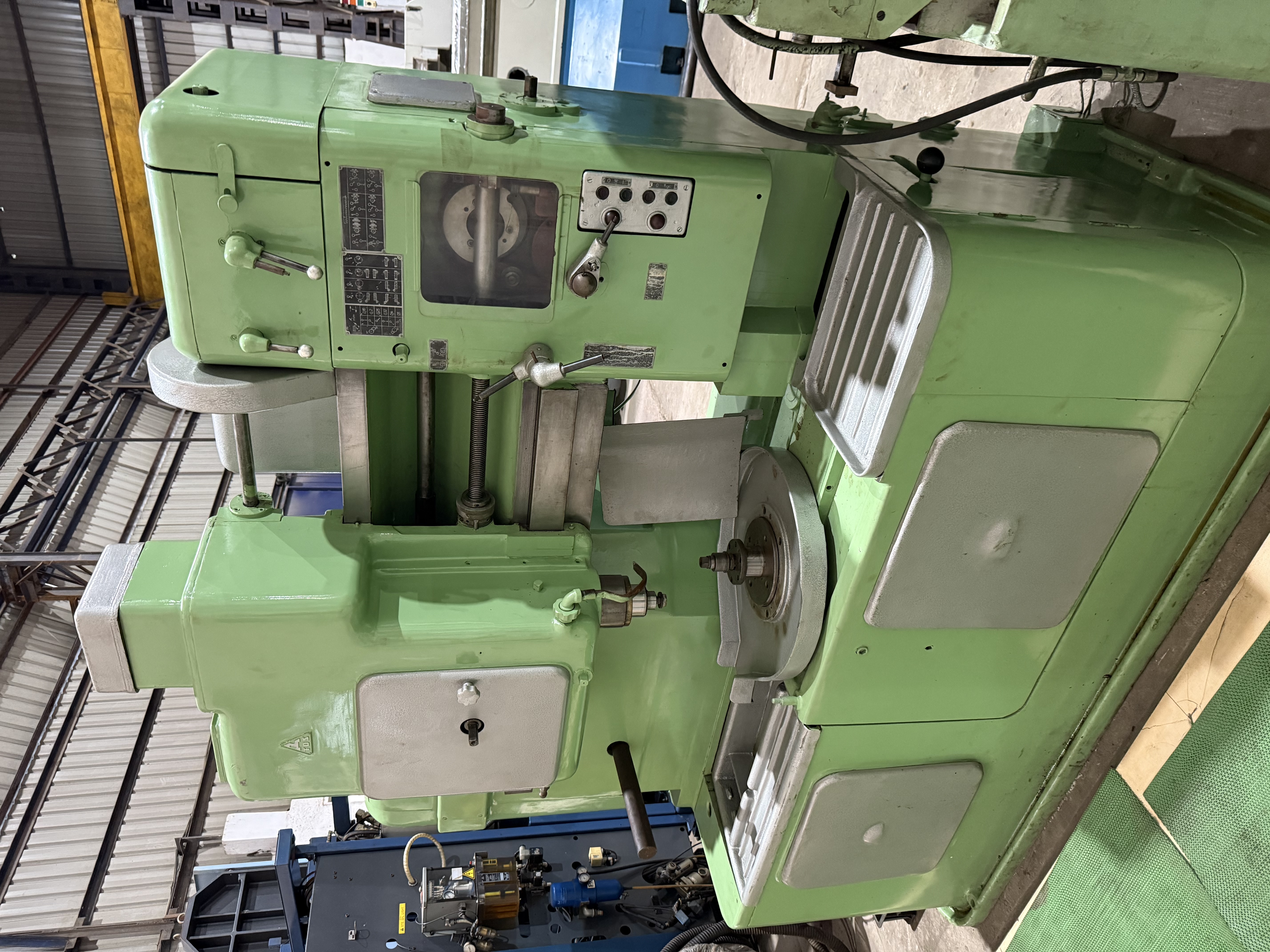 Used TOS OH6 Gear Shaper Diameter : 500mm x 6 Module With Extra Height