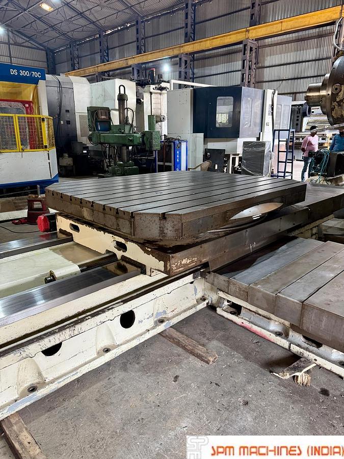 Used TOSHIBA BP 130 Original 5 Axis CNC Boring Spindle : 130mm, Cross : 3000mm,Height : 2000mm, Table : 2200 x 1800mm, Fanuc OM Controller