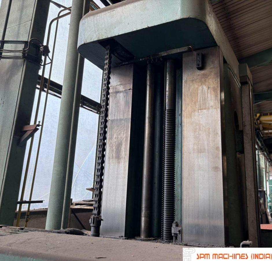 Used TOS W100 H Boring Machine, Spindle : 100mm, Cross : 1600mm, Height : 1250mm