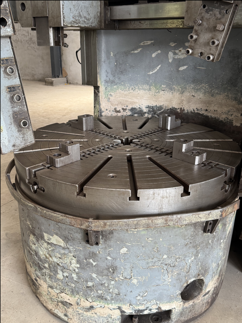 Used Titan SC17 Double Column VTL Chuck : 1500mm Swing : 1700mm Height : 1250mm