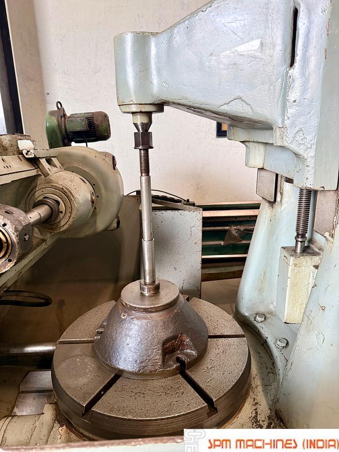 Used Cugir FD 500 Gear Hobbing Diameter : 500mm x 8 Module