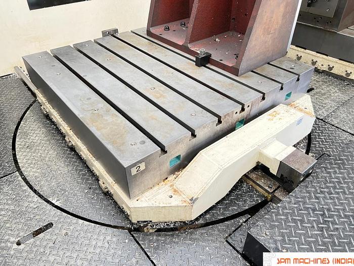 Used Makino MCD 2016 Big HMC Pallet 1300 x 1300 - Year : 2004