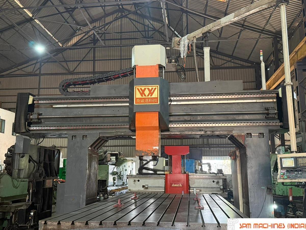 Used VTEC VH6747AH Double Column VMC Machine, Travel : 6700 x 4700mm, Between Column 4000mm, Fanuc 18iMB, Year: 2011, With Auto Indexing Head