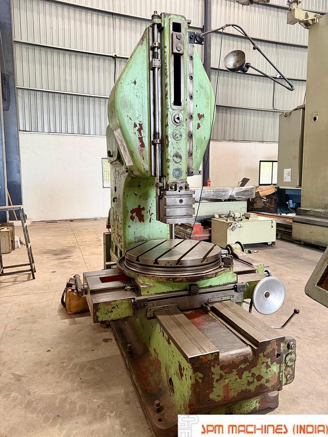 Used TOS HOV40 Slotting Machine Stroke : 400mm, Table : 800mm