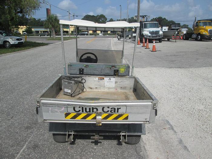 Used 2011 Club car Carryall 1