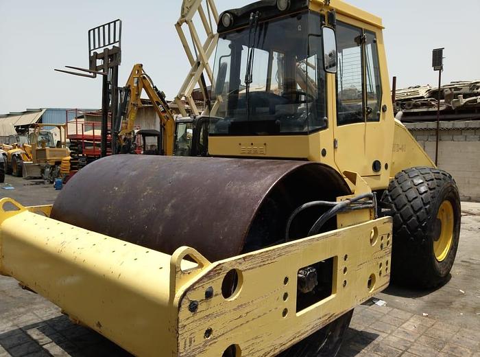 Used 2010 BOMAG BW 211D-40