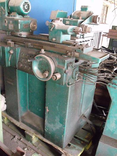 1980 Cylindrical grinding machine Tos BUA 16 A