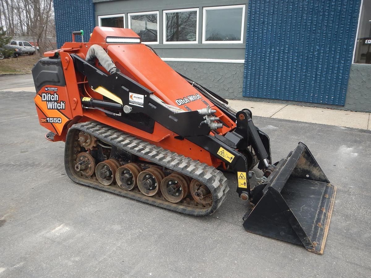 Used 2019 DITCH WITCH SK1550