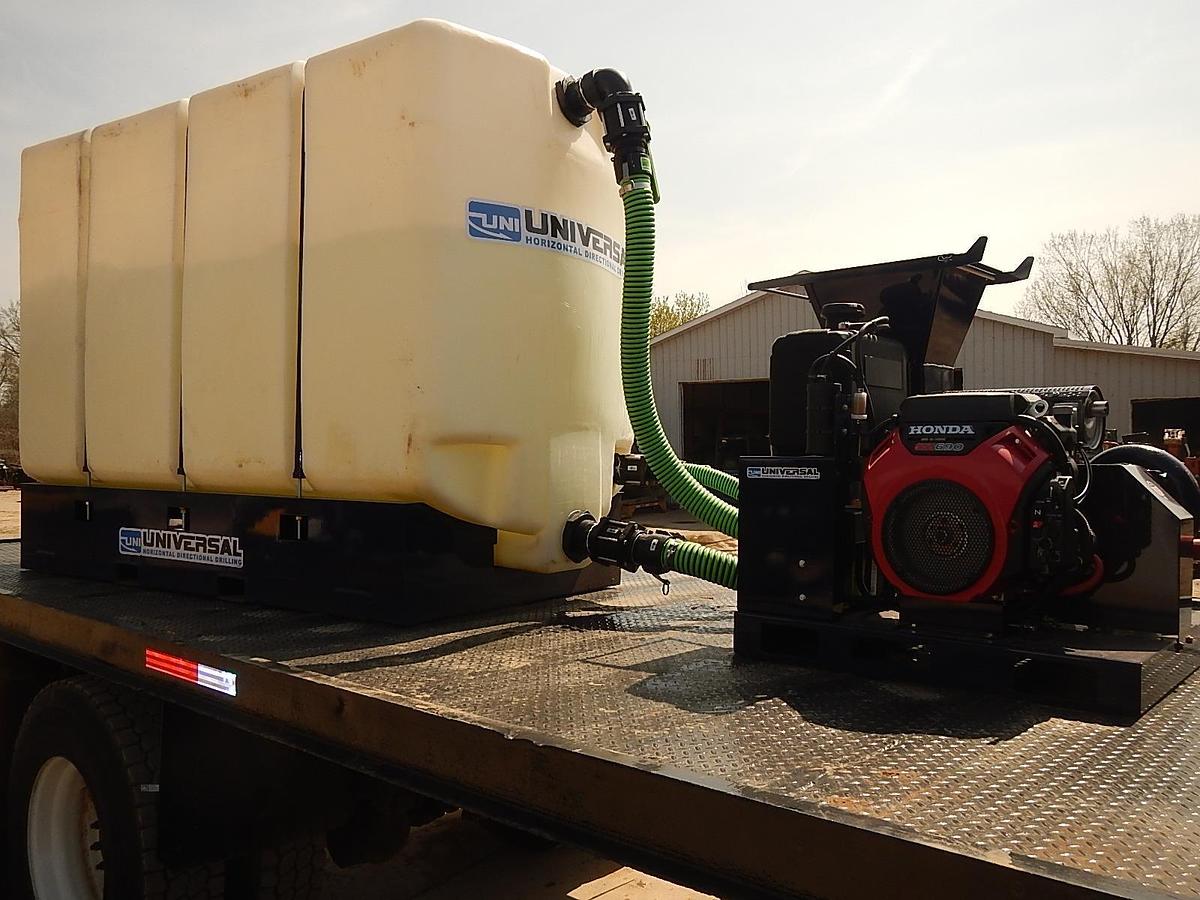 Used 2023 UNIVERSAL HDD UNIMIX 24