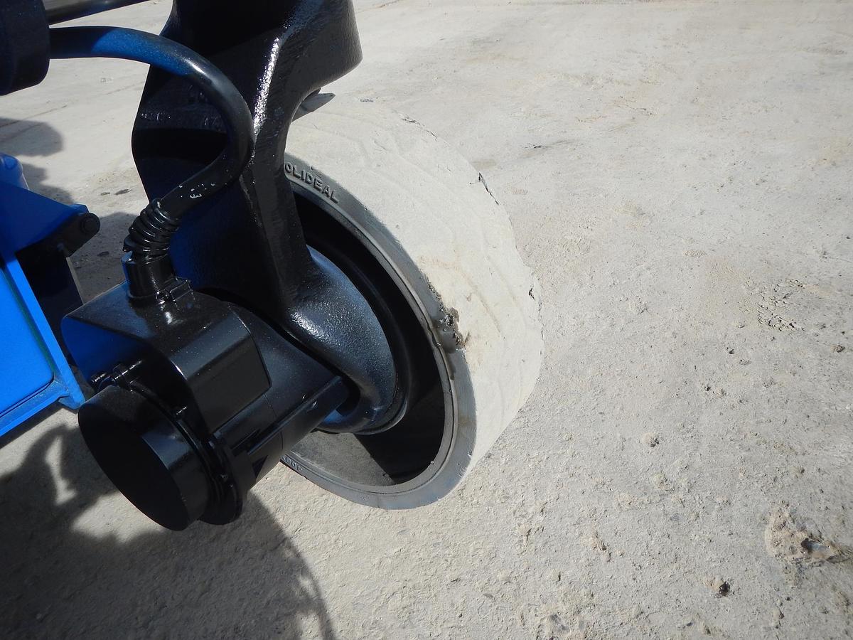 Used 2015 JLG 2646ES