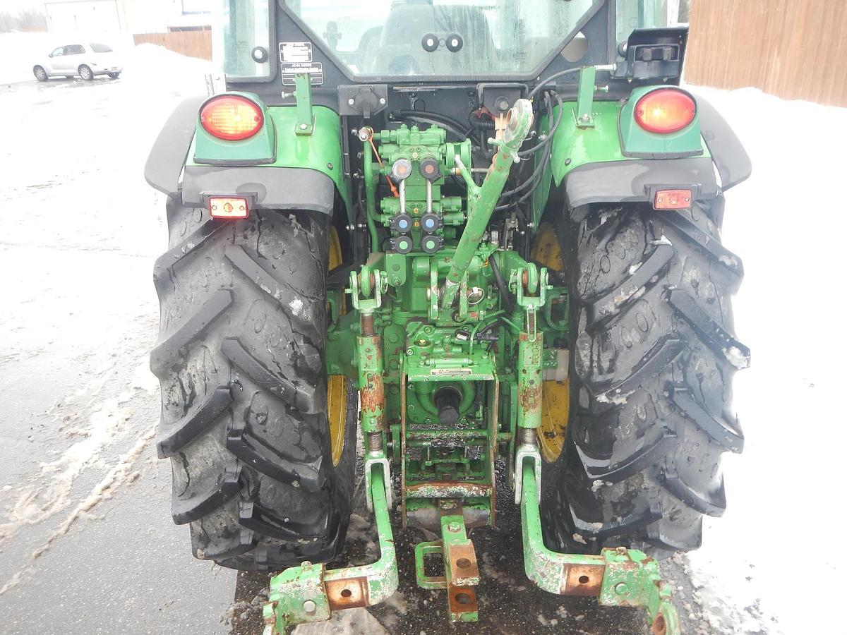 Used 2021 JOHN DEERE 5075GN