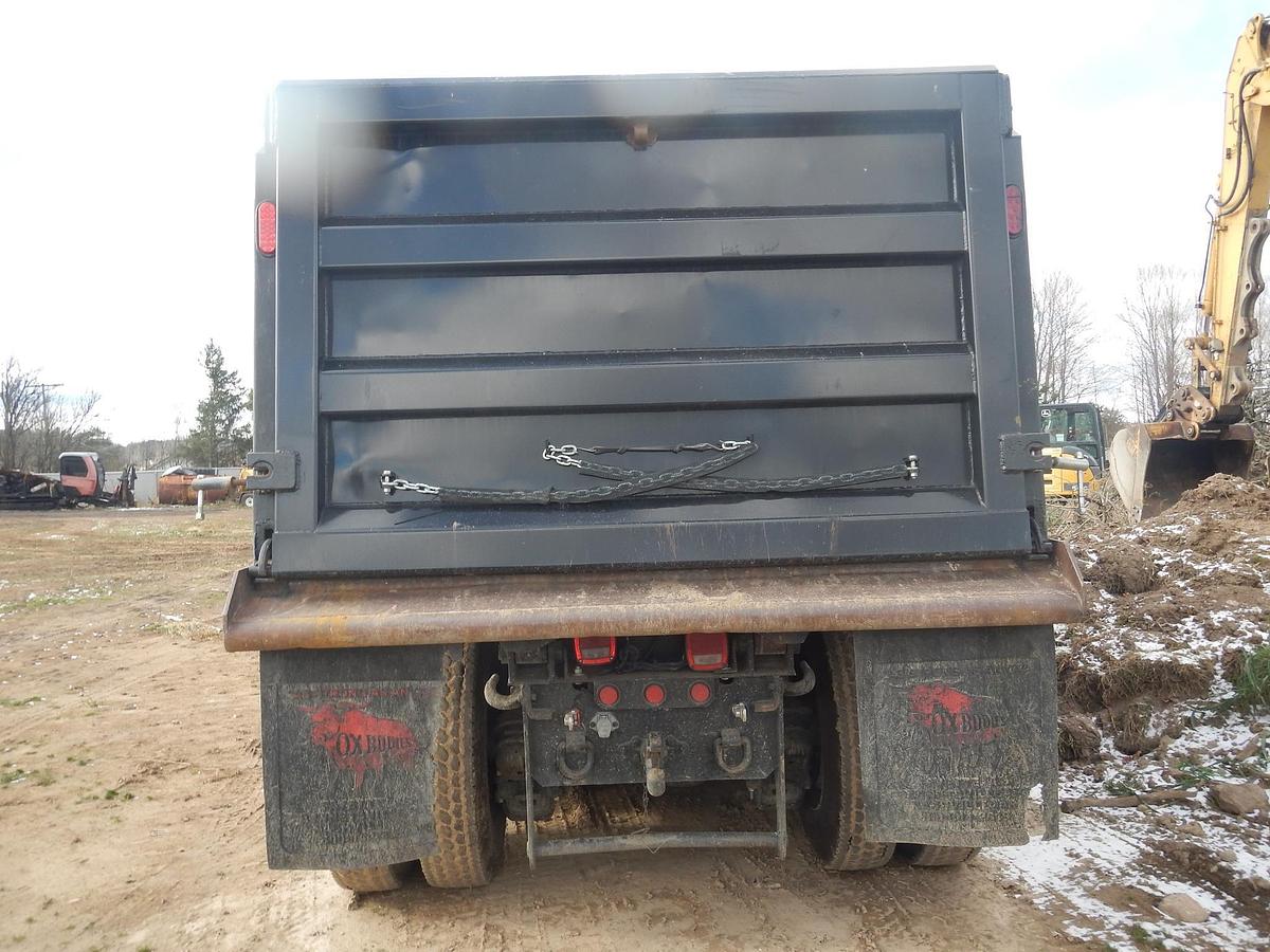 Used 2005 MACK GRANITE CV713