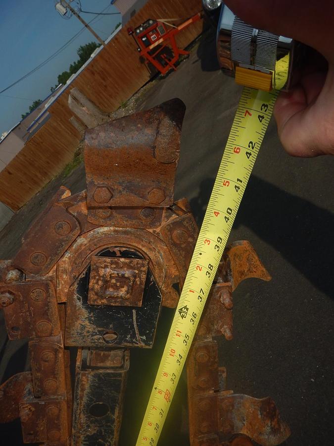 Used 2011 DITCH WITCH 420SX