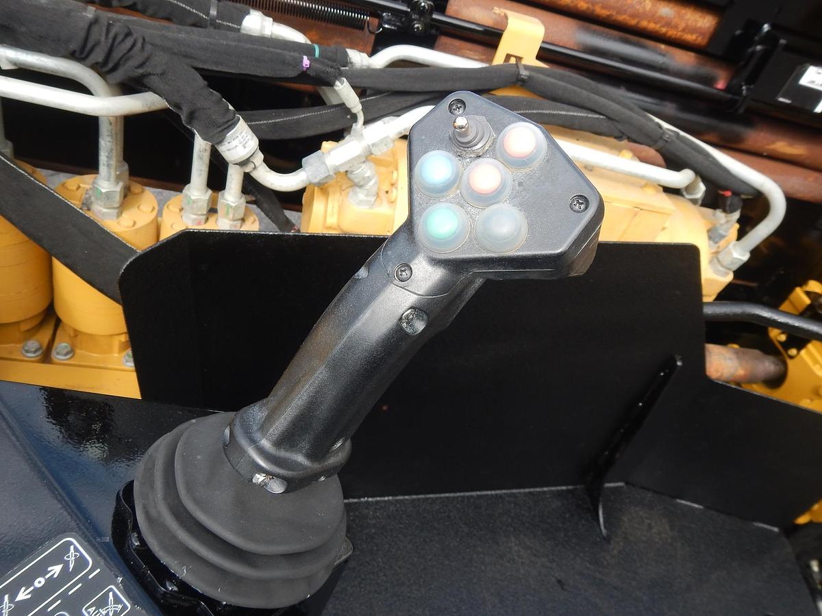 Used 2024 VERMEER NAVIGATOR D23X30 S3